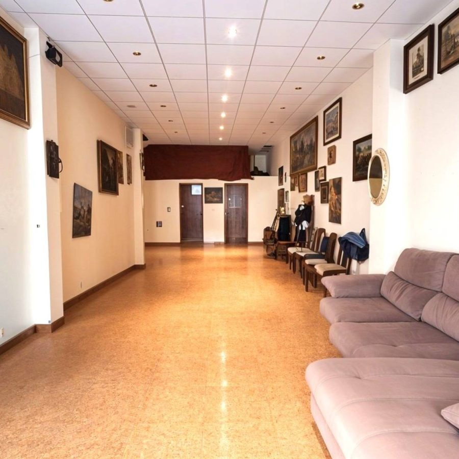 00723 - LOCAL EN VENTA CERCA DE PASSEIG PRIM