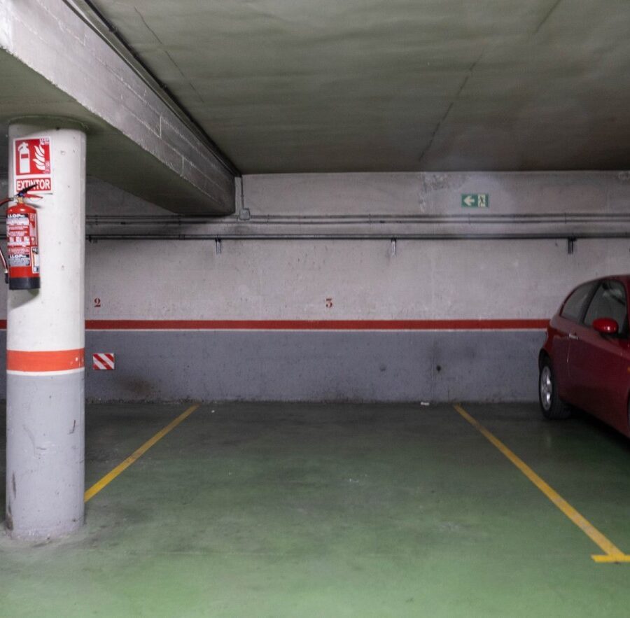 00162 - Parking en Reus, Centre
