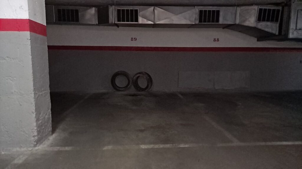 00377 - Plaza de Parking en zona Pastoreta