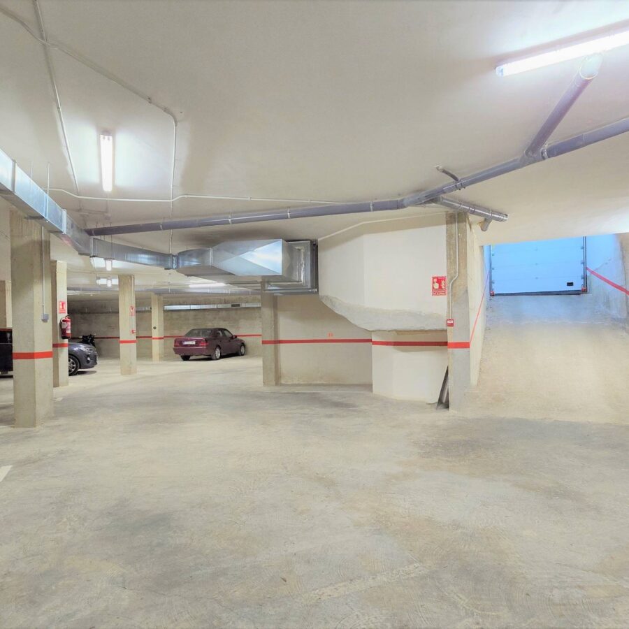 00582 - Plazas de Parking para motos en Riudoms - Zona Centro -