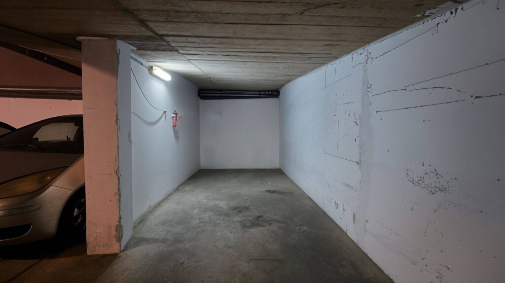 00708 - PLAZA DE PARKING EN VENTA EN CARRER CANAL