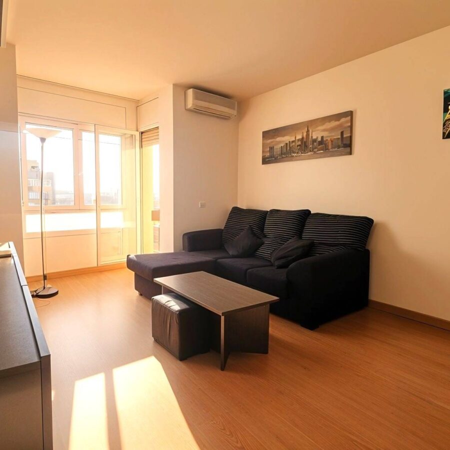 00710 - UNA VIVIENDA TOTALMENTE EQUIPADA